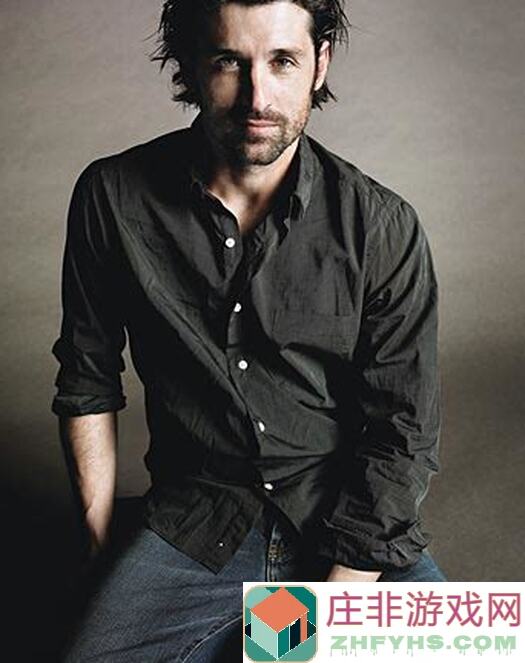 雷索纳斯飞斧队卡洛琳甘雅配队攻略：战力飙升秘籍揭秘！